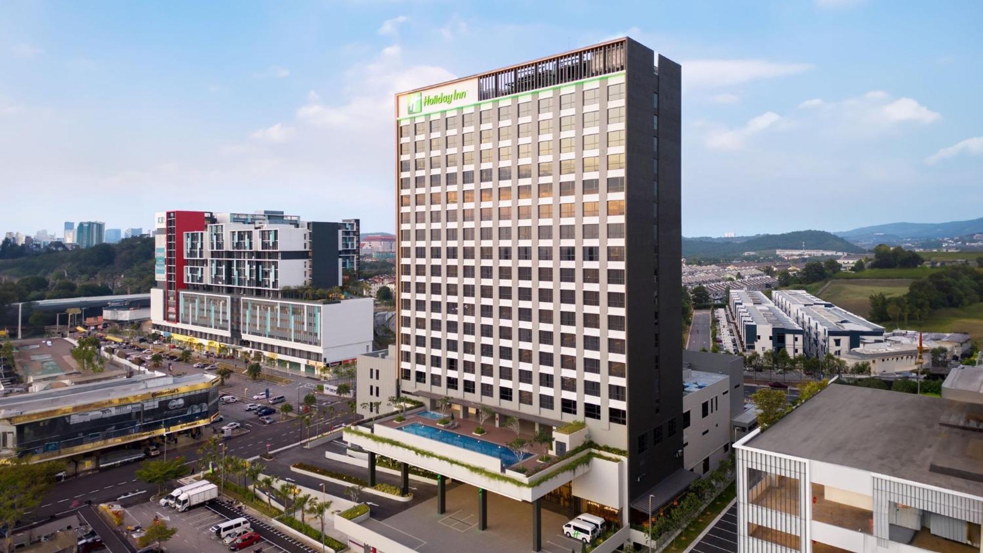 Hotel - Airport 4*