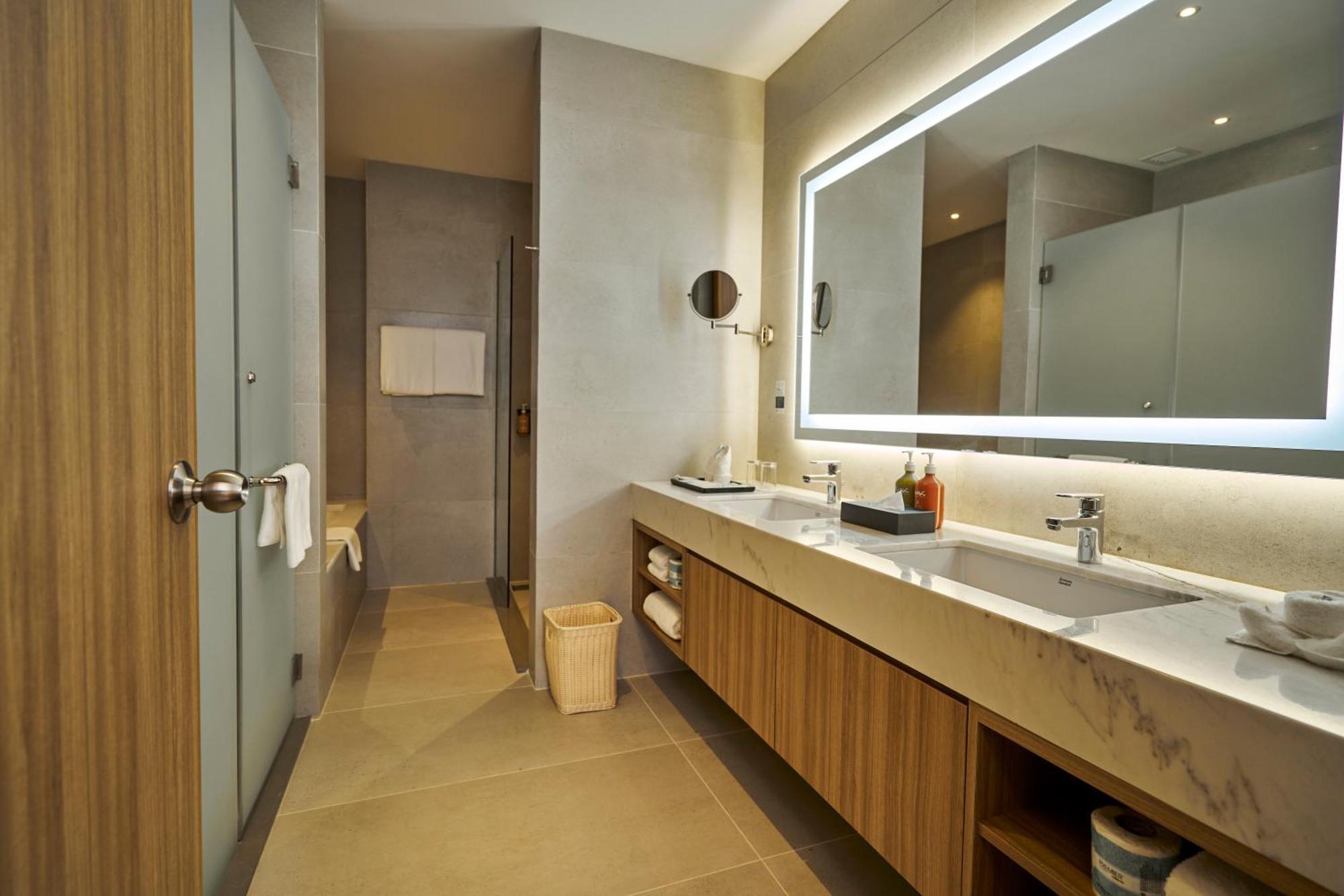Hotel - Airport Sepang