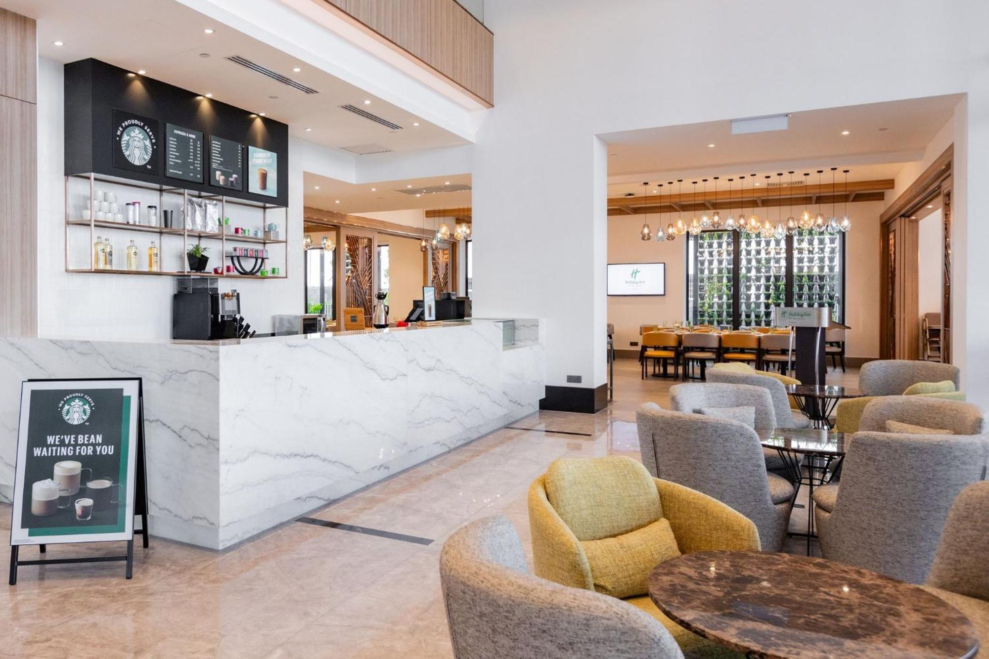 Hotel - Airport 4*